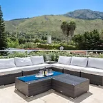 Quirat Superior By Interhome